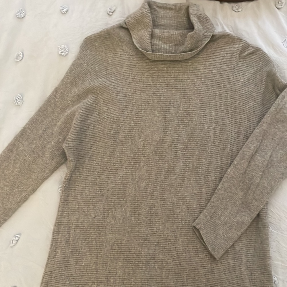 Massimo Dutti Wool viscose sweater